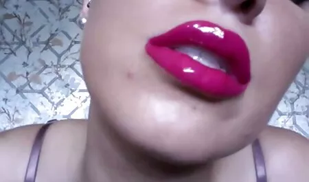 بلوند مسلط بخار شده بر تصاویر سکس زنان خارجی بدن و صورت یک دروغگو tramples