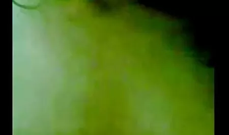 در حالی که والدین در خانه نیستند ، بلوند جوان شورت قرمز عکس سکس ایرانیها خود را پایین آورد