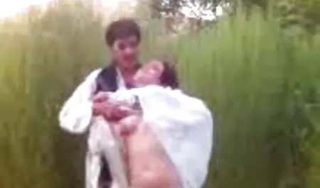 من با تشکر از سبزه برای رقصیدن مقعد مقعد در الاغ عکس کیرلای کوس زیبا