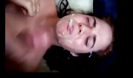 سبزه یک عضله ملایم انجام داد و به تصاویر سکسی انجمن لوتی رابطه جنسی واژینال جنسی مشغول شد