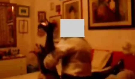 بوچ با غنچه زیبا عكس كير وكون یک پسر را جلوی یک دوربین آماتور راضی می کند