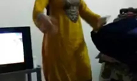 زن محکم عکس سکسیآماتوری از شوهرش خواست تا قبل از یک باند باند ، الاستیک را بپوشد