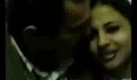 لزبین های بوستایی سوراخ عکس سکسی ساپورت پوشان های خود را با یک ویبراتور طولانی و یک زنجیره مقعد خوشحال می کنند